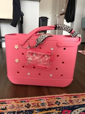 BOGG BAG Hot Pink Tote